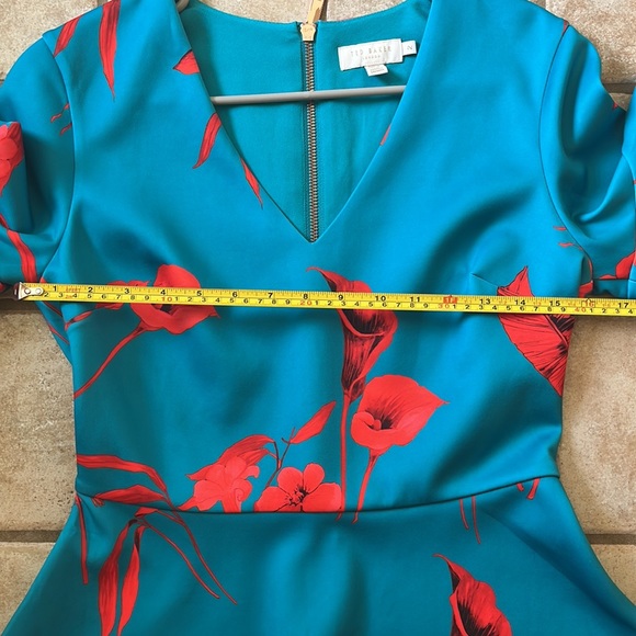 Ted Baker Chynaa Fantasia V-Neck Fit and Flare Skater Dress in TB size 2 - Picture 9 of 11